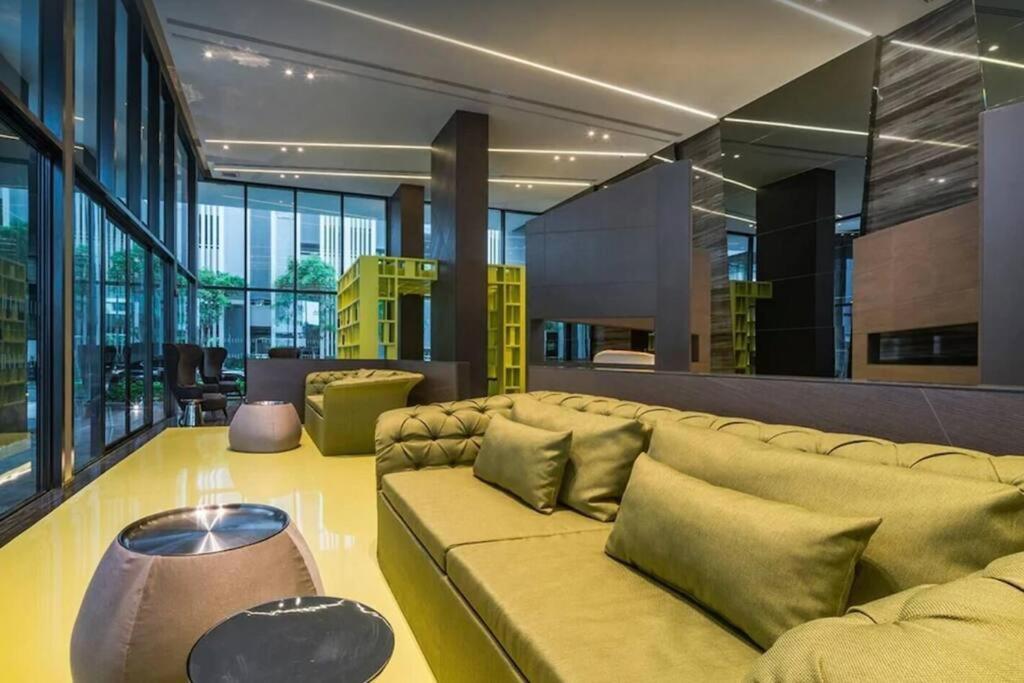 The Base Condo Center Of Pattaya Rooftop Swimming Pool Buitenkant foto