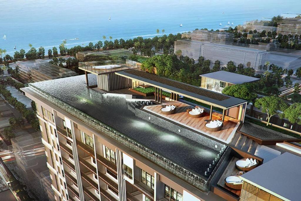 The Base Condo Center Of Pattaya Rooftop Swimming Pool Buitenkant foto