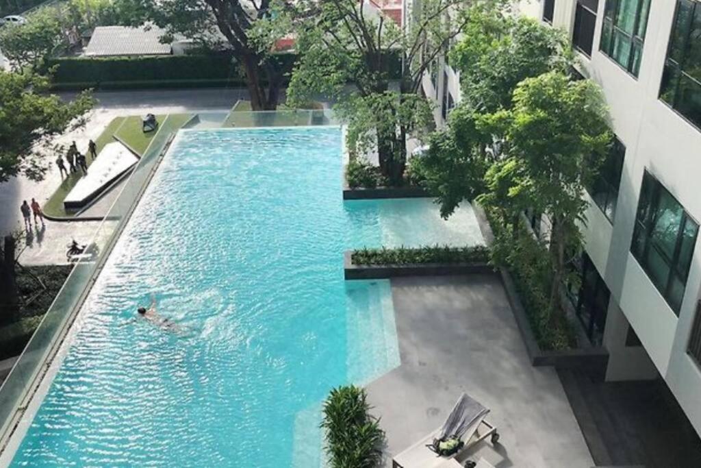 The Base Condo Center Of Pattaya Rooftop Swimming Pool Buitenkant foto