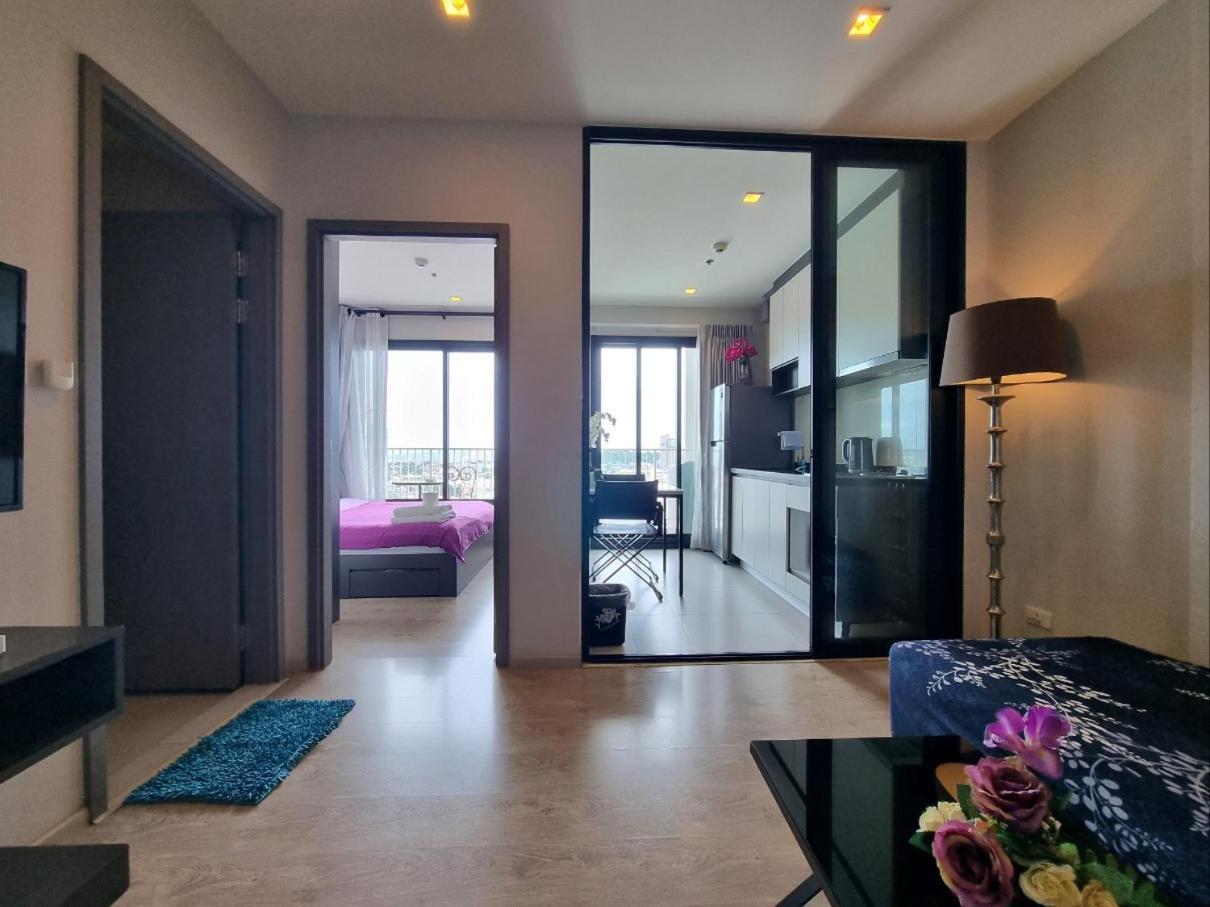 The Base Condo Center Of Pattaya Rooftop Swimming Pool Buitenkant foto